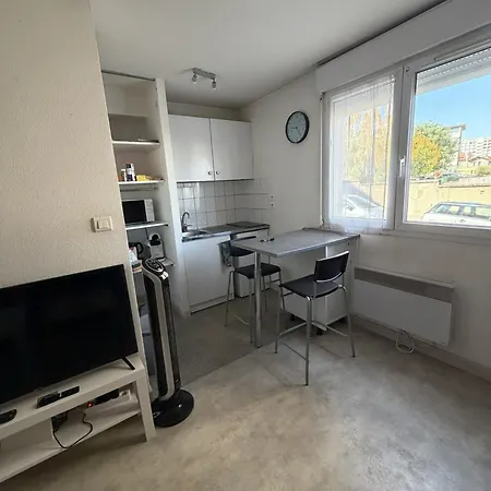 20m2 Parking 4rue Proudhon Wifi Rdcsureleve Apartamento